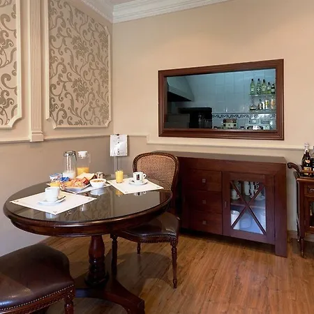 Boutique 2* Marbella