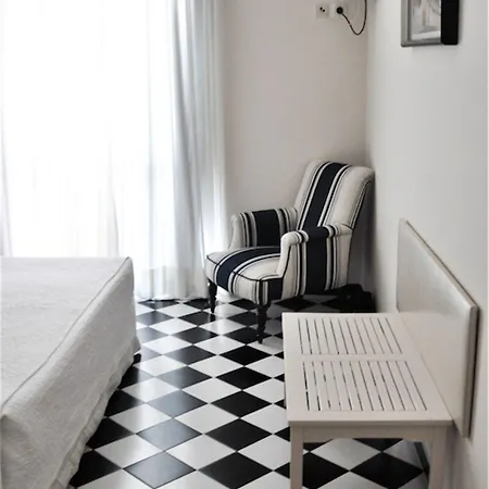 Boutique Μαρμπέλλα