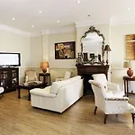 Boutique Μαρμπέλλα